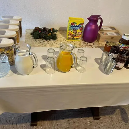 Проживание в семье Haus Waldesruh *