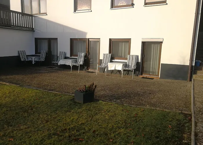 Проживание в семье Haus Waldesruh