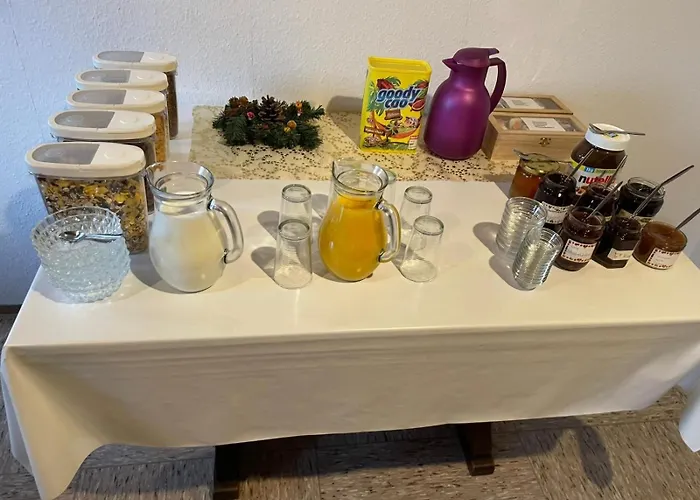 Проживание в семье Haus Waldesruh *